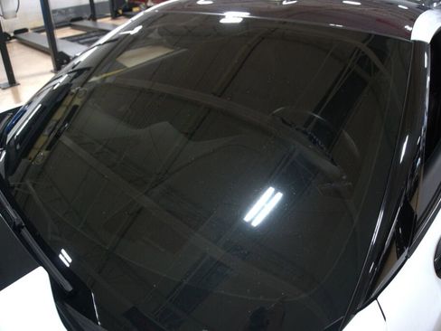 Used 2015 Chevrolet Corvette Z06 w/ 3LZ Preferred Equipment Group image 13