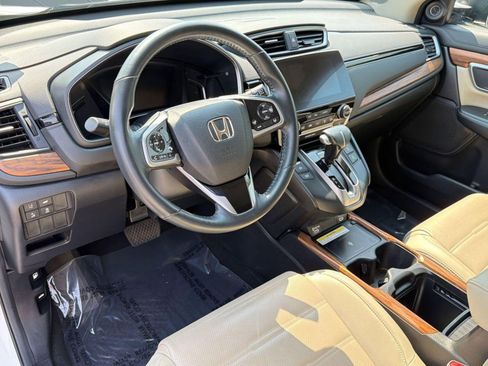 Used 2020 Honda CR-V Touring image 4