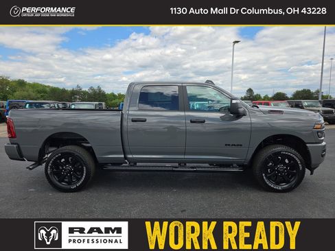 New 2026 RAM 2500 Big Horn AWD/4WD image 9