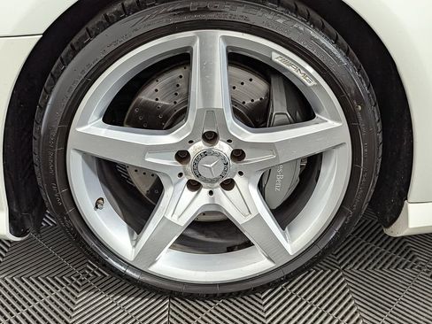 Used 2013 Mercedes-Benz SL 550 SL 550 image 48