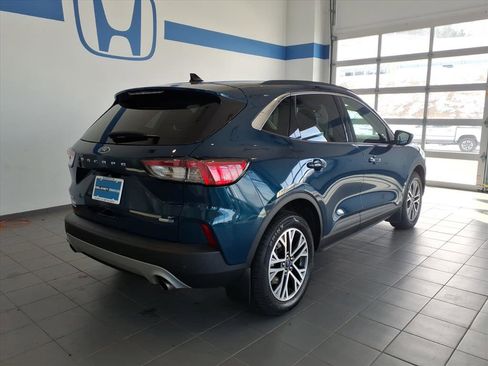 Used 2020 Ford Escape SEL image 5