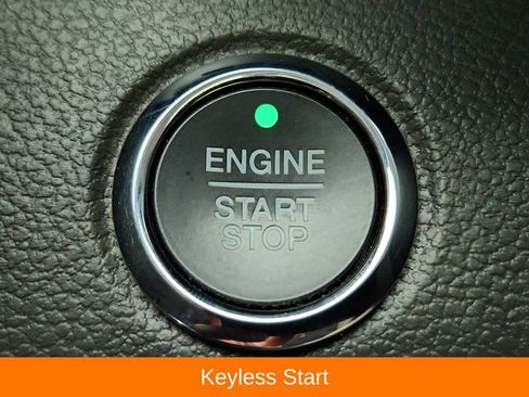 Used 2020 Ford Expedition XLT w/ Equipment Group 201A AWD/4WD image 16