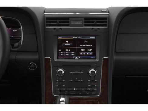 Used 2015 Lincoln Navigator 2WD image 56