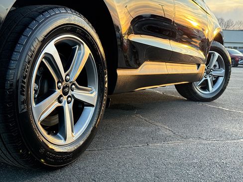 Certified 2024 Ford Edge SEL w/ Convenience Package image 14