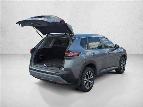 Used 2023 Nissan Rogue SV FWD image 10