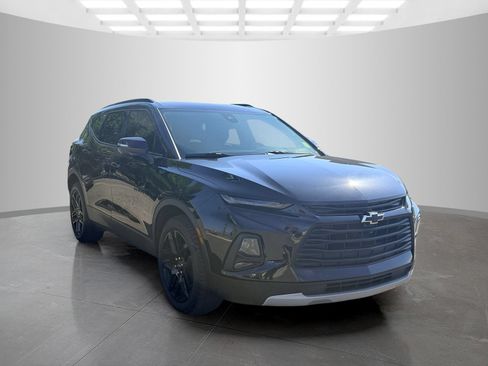 Used 2020 Chevrolet Blazer LT w/ Sound & Technology Package AWD/4WD image 3