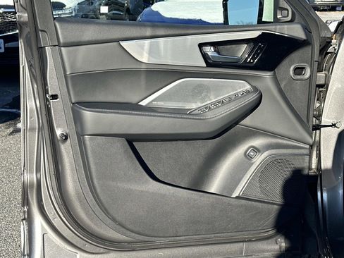 Certified 2025 Acura MDX SH-AWD w/ Technology Package image 17