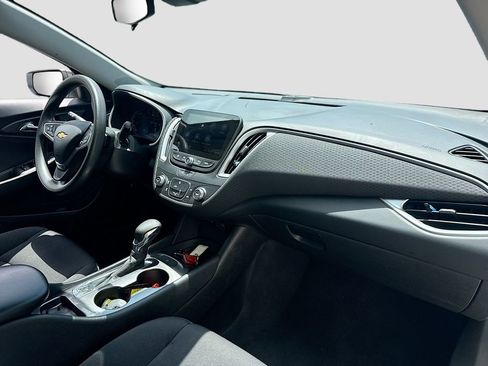 Used 2023 Chevrolet Malibu LS FWD image 29