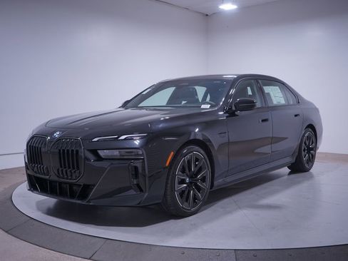 New 2026 BMW i7 eDrive50 w/ M Sport Package image 1