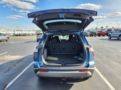 New 2026 Chevrolet Equinox LT FWD image 7