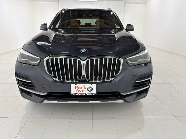 Used 2022 BMW X5 xDrive40i w/ Premium Package AWD/4WD image 8
