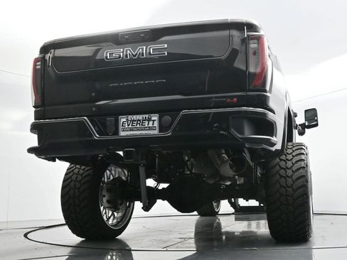 Used 2025 GMC Sierra 2500 AT4 w/ AT4 Premium Plus Package AWD/4WD image 52