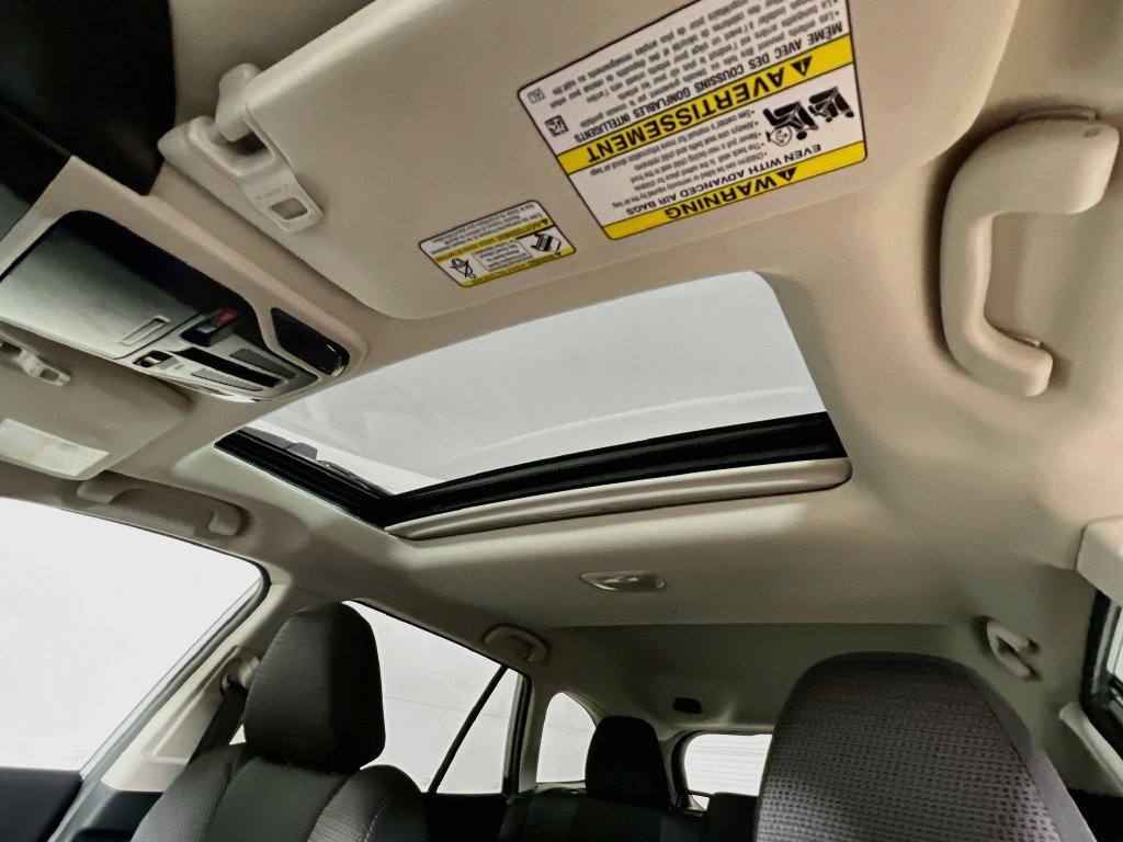 Certified 2025 Subaru Outback Premium w/ Popular Package #1A AWD/4WD image 19