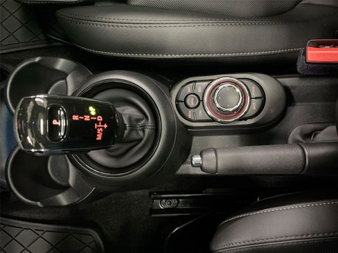 Certified 2023 MINI Cooper S w/ Premium Package image 27