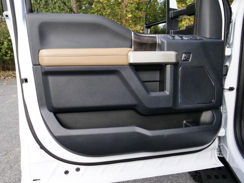 Used 2022 Ford F250 Lariat w/ Tremor Off-Road Package image 25