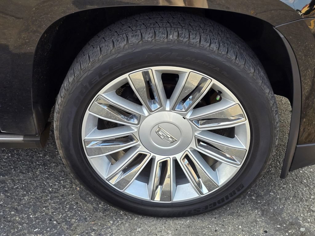 Used 2015 Cadillac Escalade ESV Premium AWD/4WD image 9