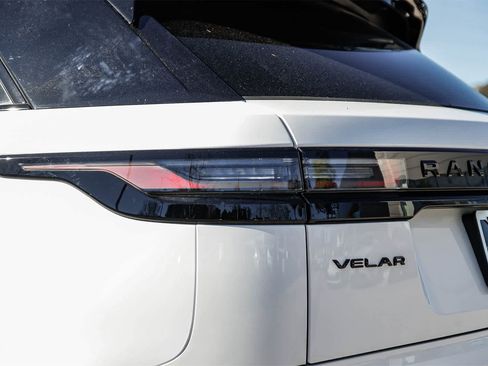New 2026 Land Rover Range Rover Velar Dynamic SE image 7