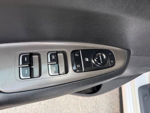 Used 2020 Kia Optima S FWD image 20