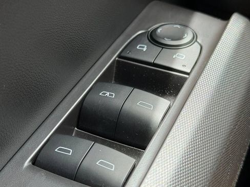 Used 2025 Chevrolet Colorado Trail Boss AWD/4WD image 14