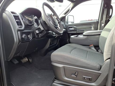 Used 2025 RAM 2500 Big Horn image 13