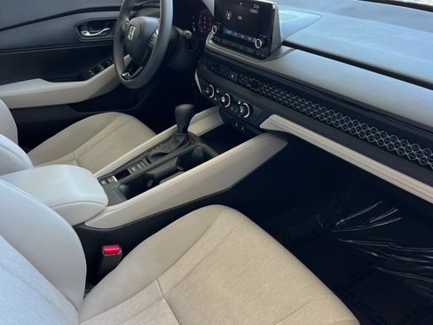 Used 2023 Honda Accord LX image 16