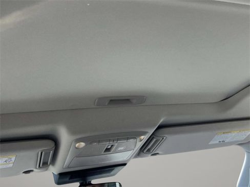 Used 2024 Nissan Armada SL w/ Captain's Chairs Package image 20