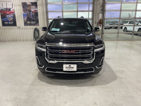 Used 2022 GMC Acadia SLT w/ Preferred Package AWD/4WD image 3