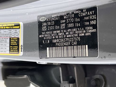 Used 2023 Hyundai Venue SEL w/ Cargo Package image 30