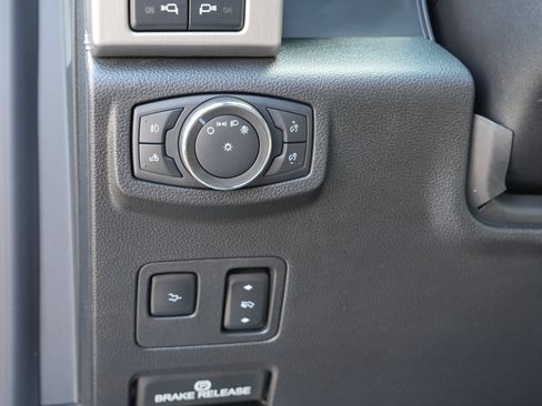 Used 2021 Ford F350 Platinum AWD/4WD image 18