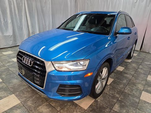 Used 2017 Audi Q3 2.0T Premium Plus AWD/4WD image 2