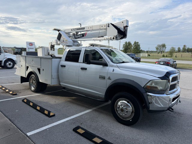 Used 2012 RAM 5500 4x4 Crew Cab w/ ST Decor Group image 4