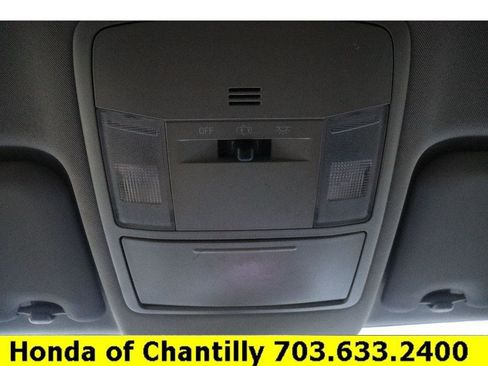 Used 2018 Toyota RAV4 LE image 19