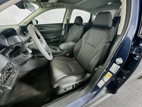 Used 2025 Honda Accord SE image 13