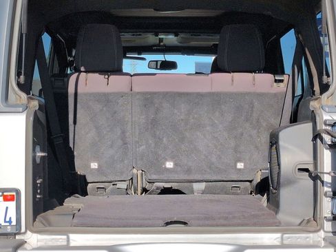 Used 2014 Jeep Wrangler Unlimited Sahara w/ Connectivity Group image 30