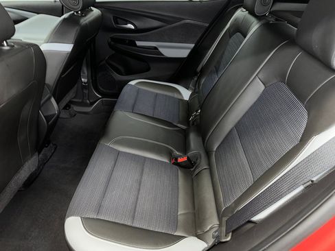 Certified 2024 Buick Envista Preferred w/ Convenience I Package image 17