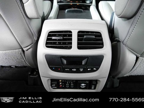 Used 2018 Honda Pilot Touring image 19