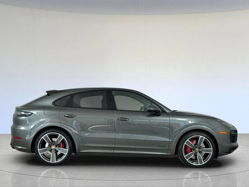 Certified 2021 Porsche Cayenne GTS AWD/4WD image 10
