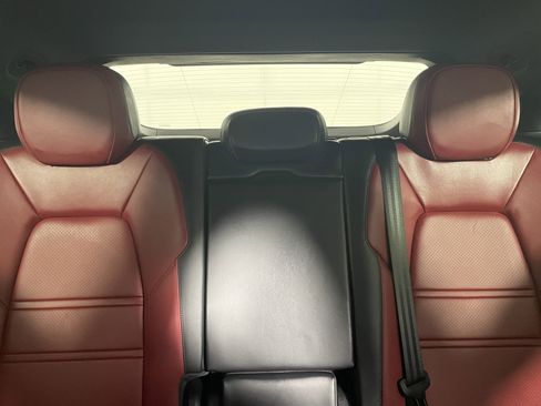 Used 2024 Porsche Cayenne Coupe image 16