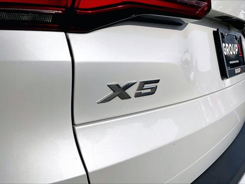 Used 2019 BMW X5 xDrive40i w/ Convenience Package AWD/4WD image 29