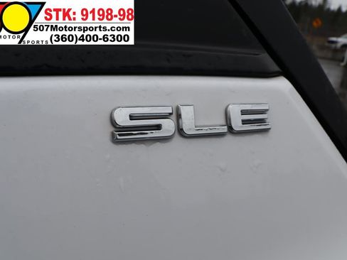 Used 2020 GMC Terrain SLE image 25