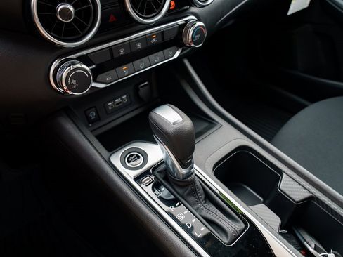 New 2025 Nissan Sentra SV image 17