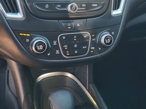 Used 2024 Chevrolet Malibu LT image 26