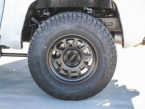 New 2026 Toyota Tacoma SR5 AWD/4WD image 11