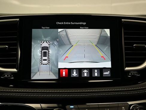 New 2026 Chrysler Pacifica Select w/ S Appearance Package AWD/4WD image 38