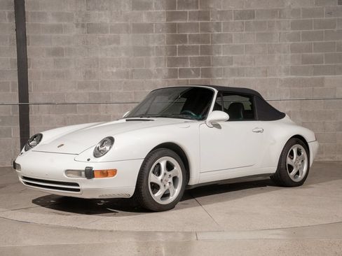 Used 1995 Porsche 911 Cabriolet image 12