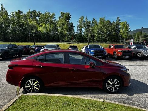 New 2025 Nissan Versa SV w/ Trunk Package image 4