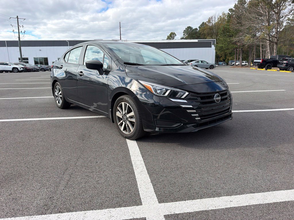 Used 2023 Nissan Versa S w/ S Plus Package FWD image 3