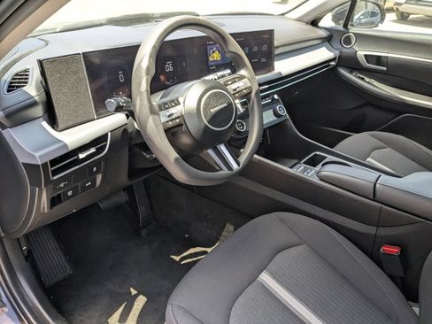 Used 2025 Hyundai Sonata SEL FWD image 13