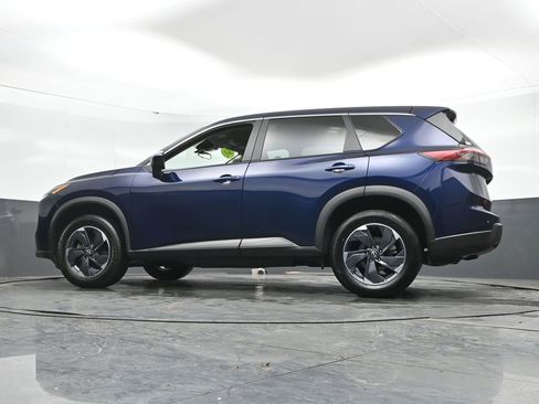 Used 2025 Nissan Rogue SV image 47