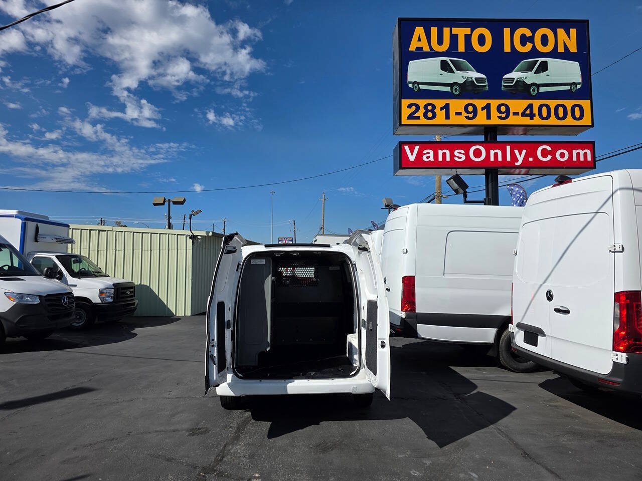 Used 2020 Nissan NV200 SV FWD image 15